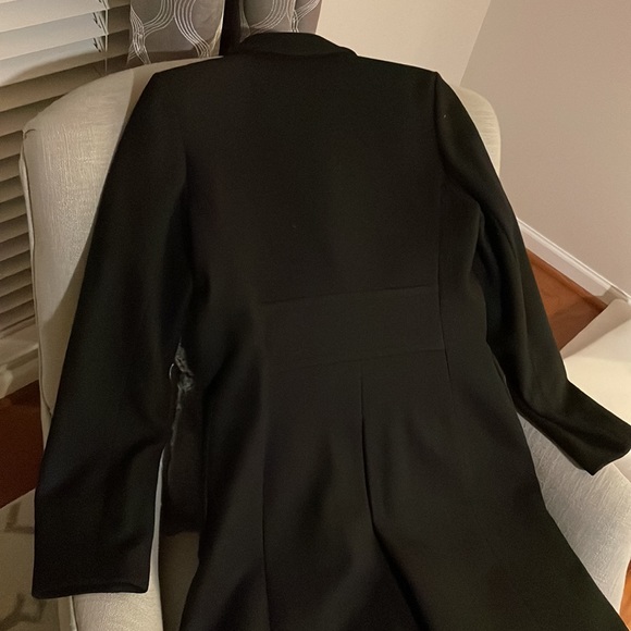 Ladies CLASSY Black wool jacket from Banana Republic - Picture 3 of 8